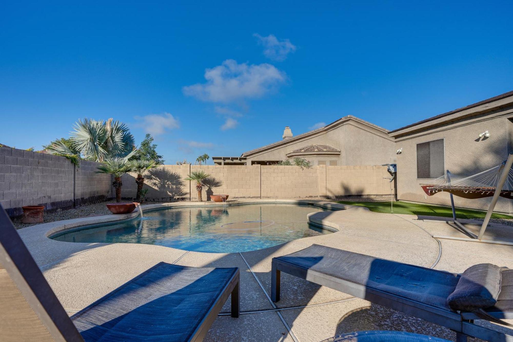Goodyear Group Getaway With Pool And Putting Green Luaran gambar